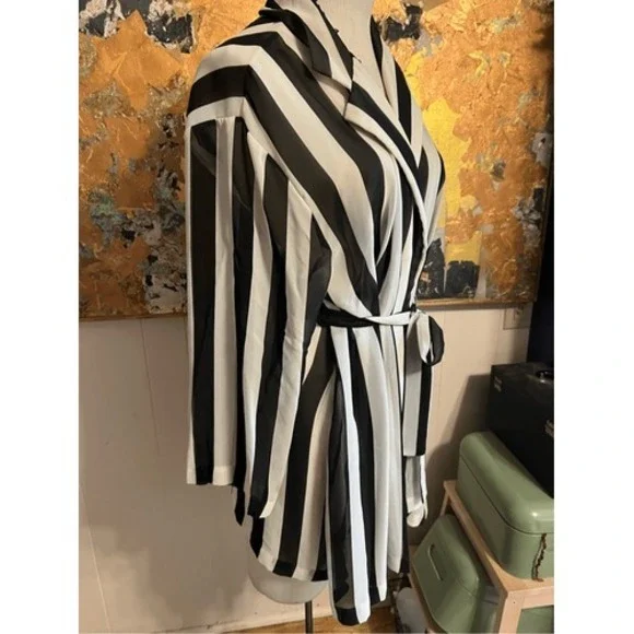 Vintage Natori Vintage Black & White Striped Short Sheer Summer Robe M - Picture 2 of 8